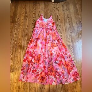 Tiered floral vneck sundress New size med